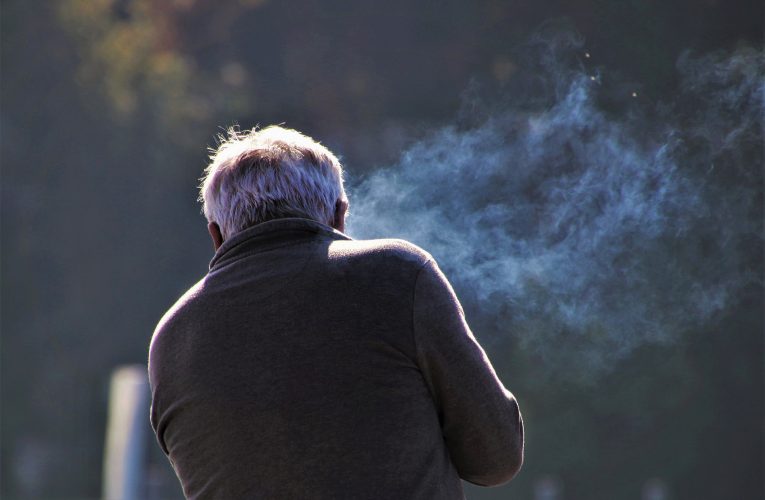젊은 나이 돌연사, 흡연자 2배 이상 위험